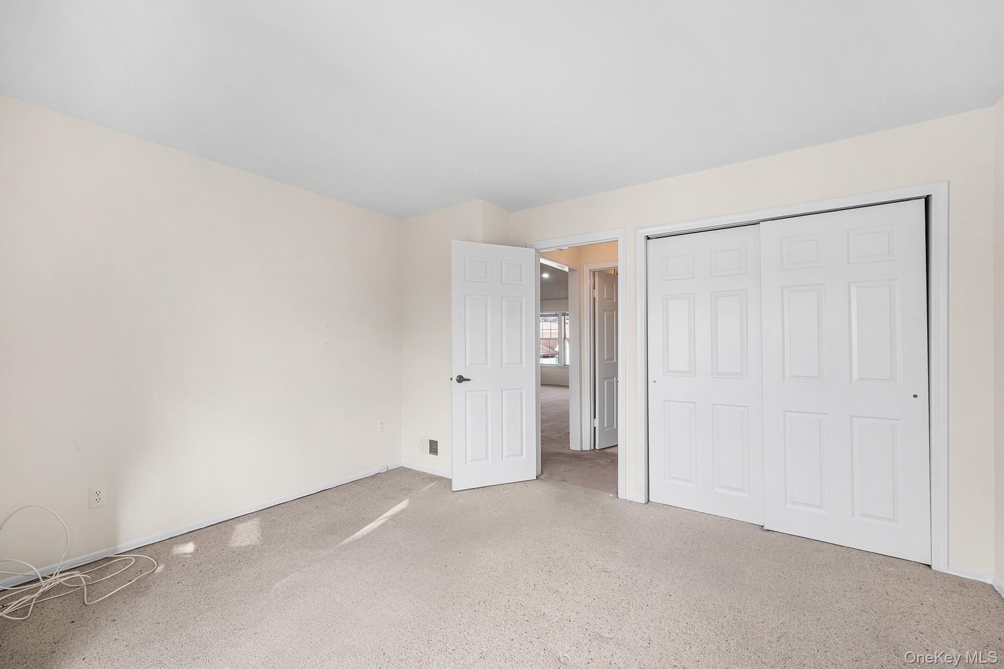 11D Rothwell Drive – For Sale photo 8