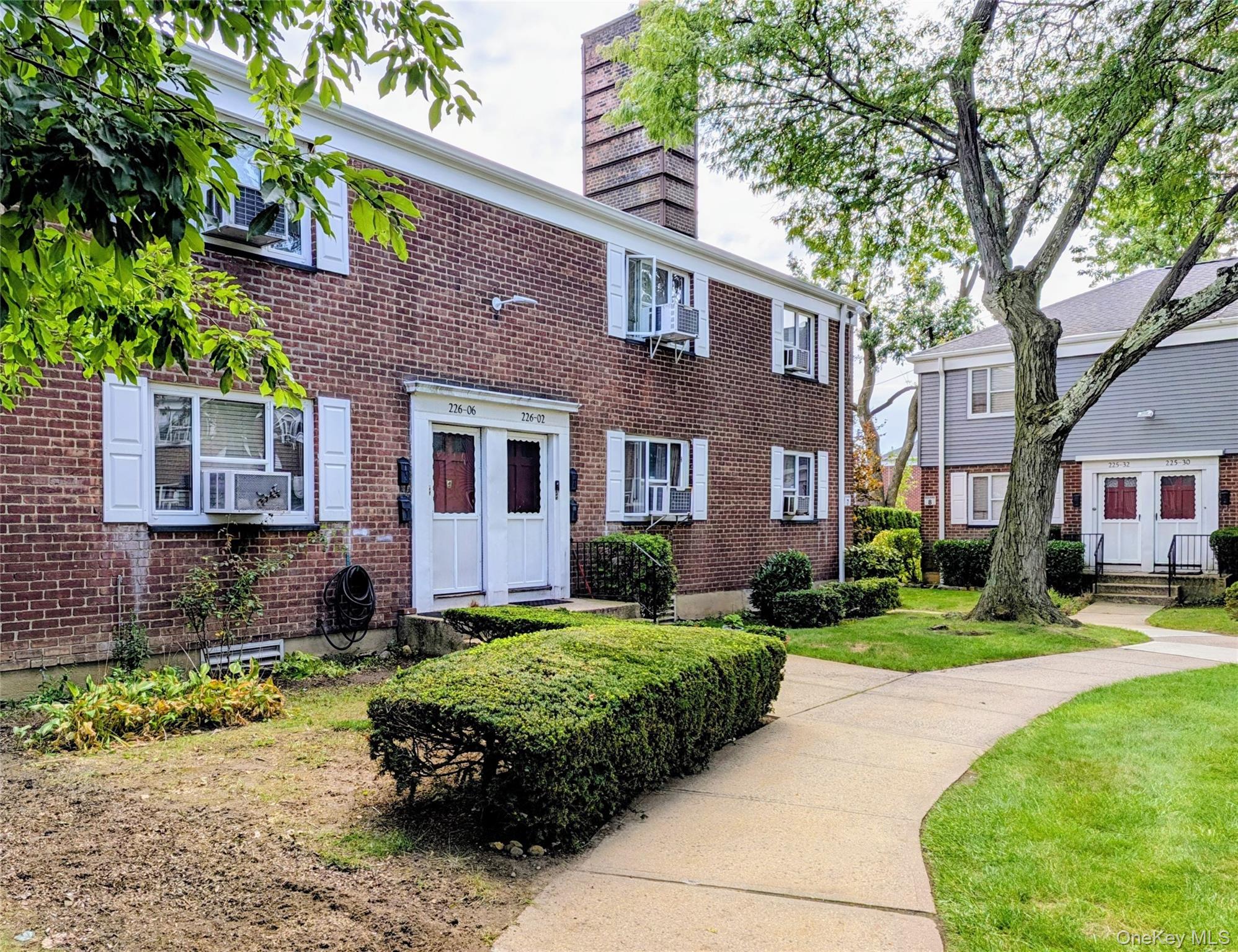 226-06 Manor Road, Unit 7-3 photo 2