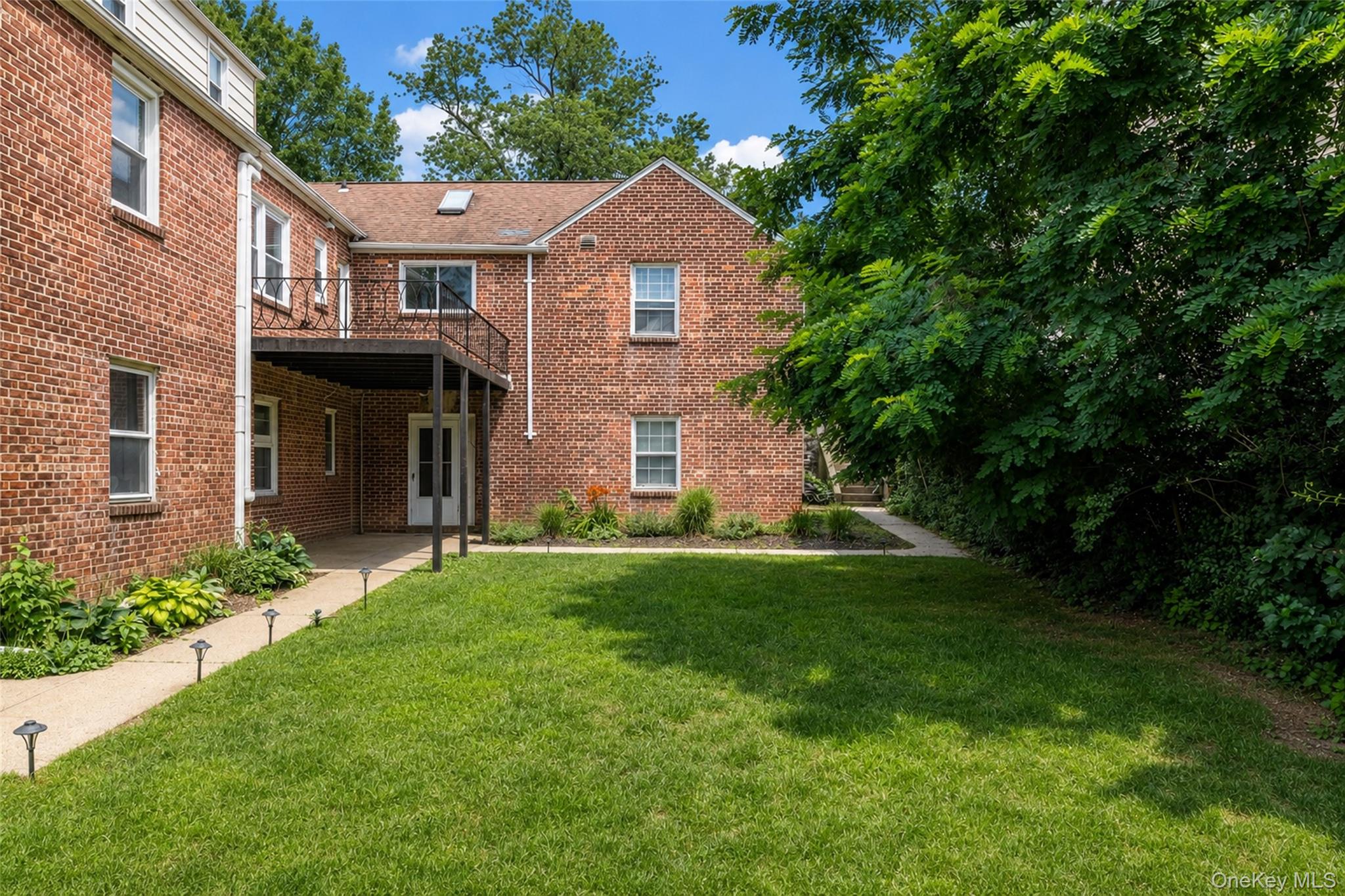 6 Truman Avenue – For Sale photo 32