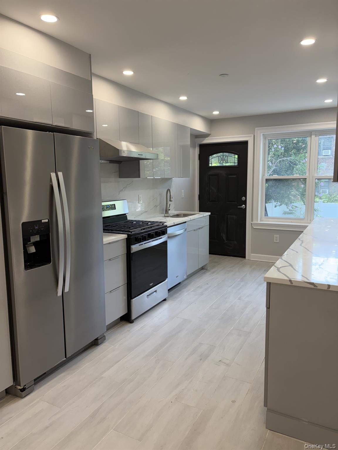 14441 78th Avenue, Unit 1 photo 3