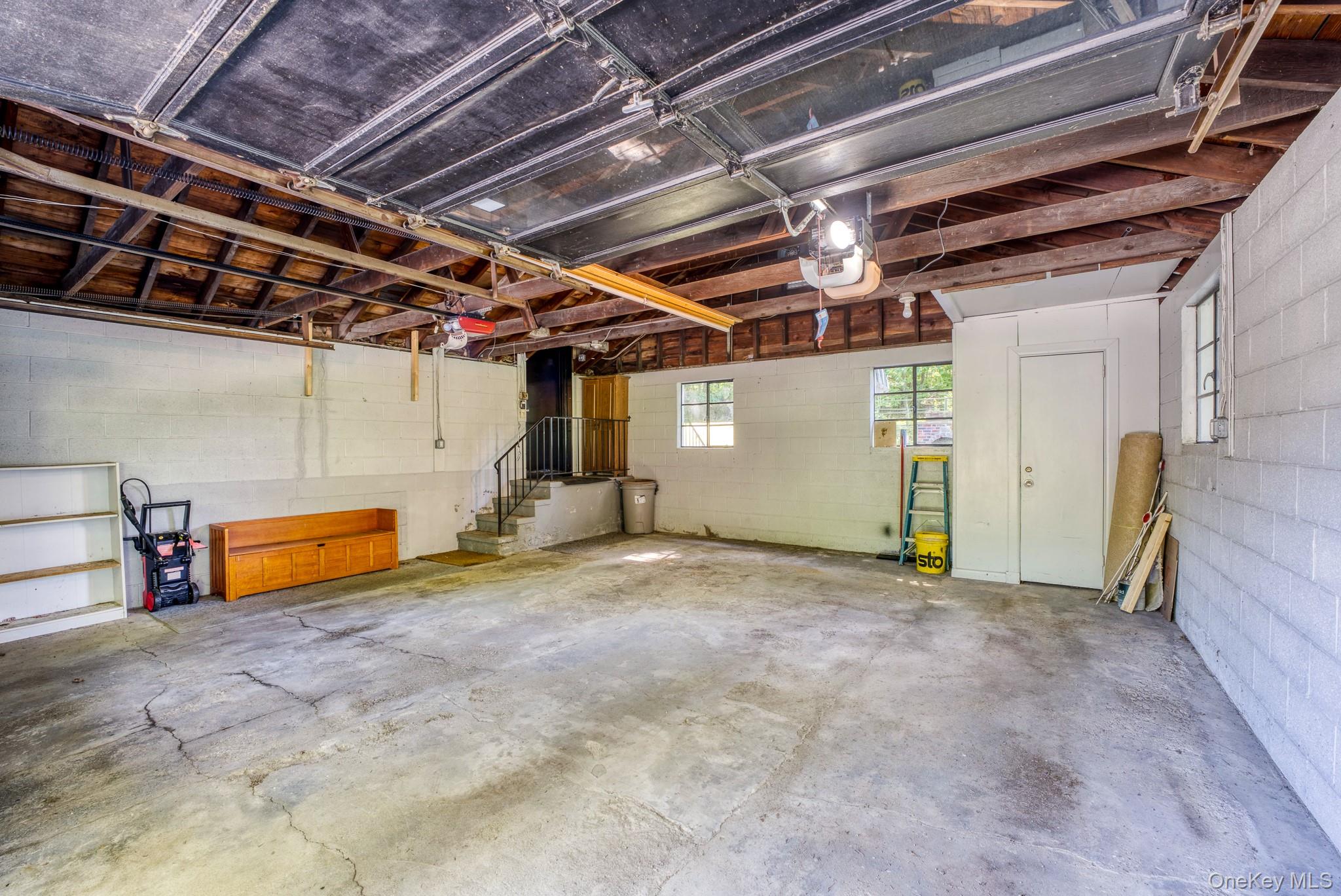 7 Old Mine Road – For Rent photo 37