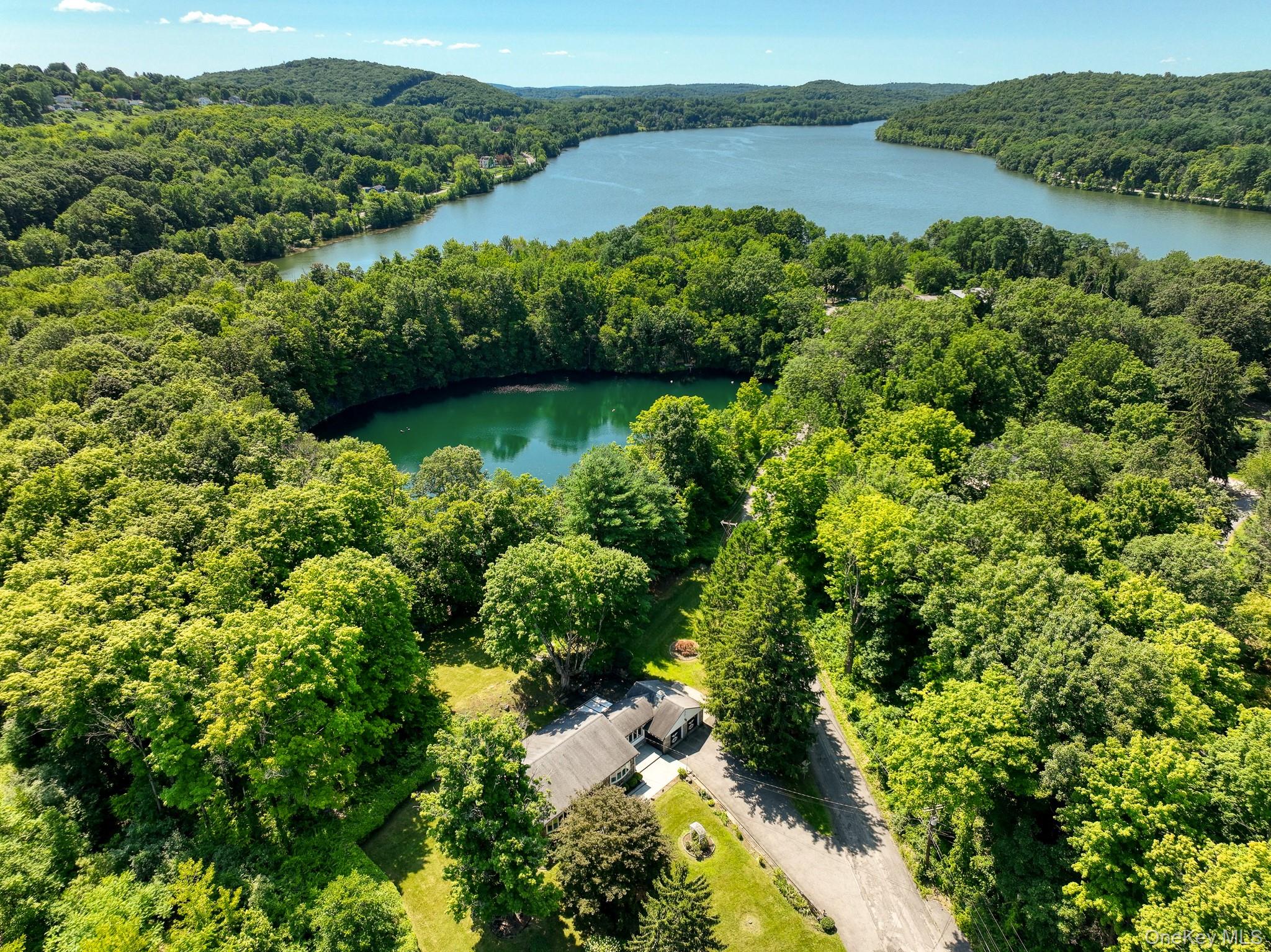 7 Old Mine Road – For Rent photo 34