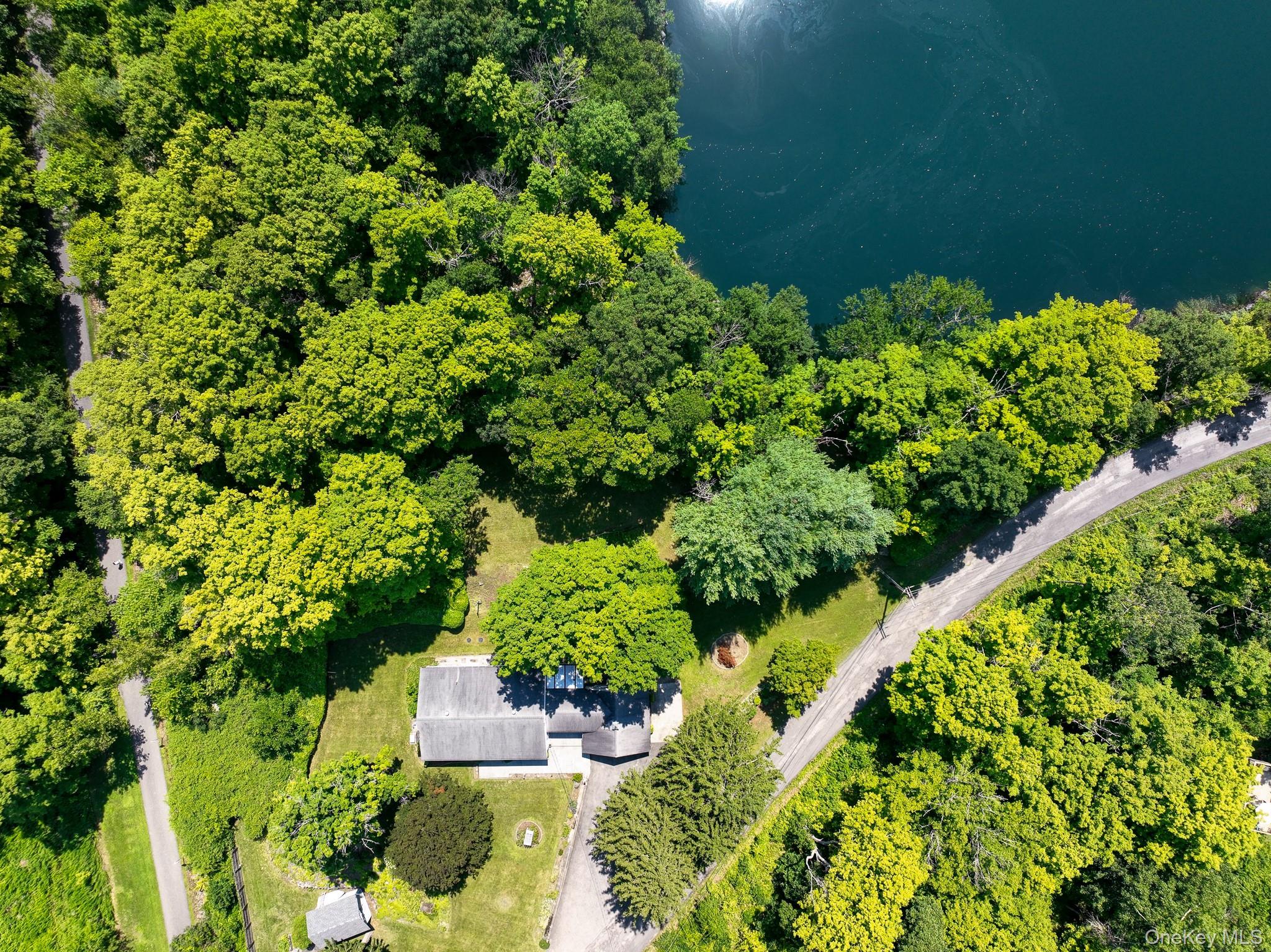 7 Old Mine Road – For Rent photo 31