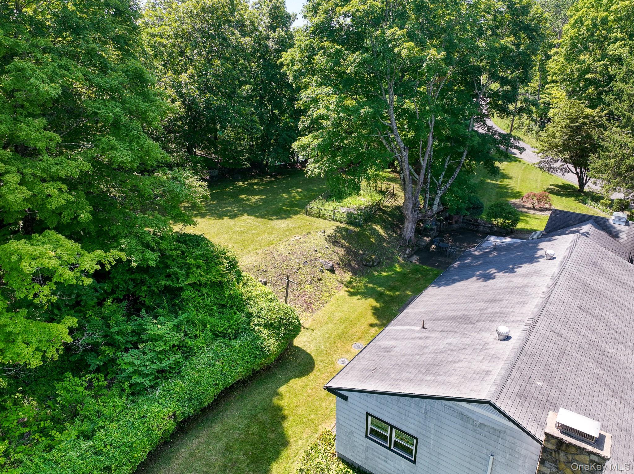 7 Old Mine Road – For Rent photo 27