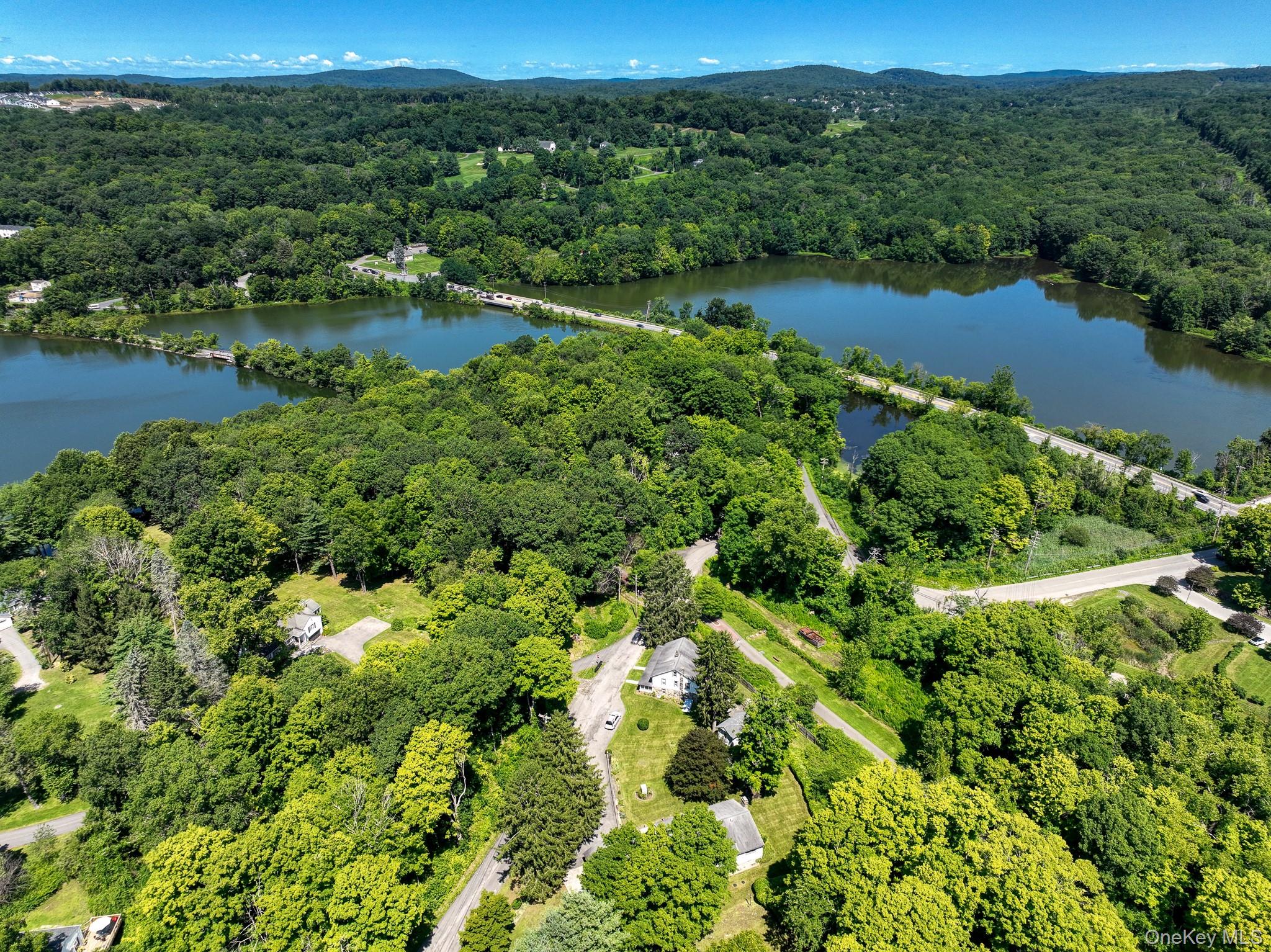 7 Old Mine Road – For Rent photo 29