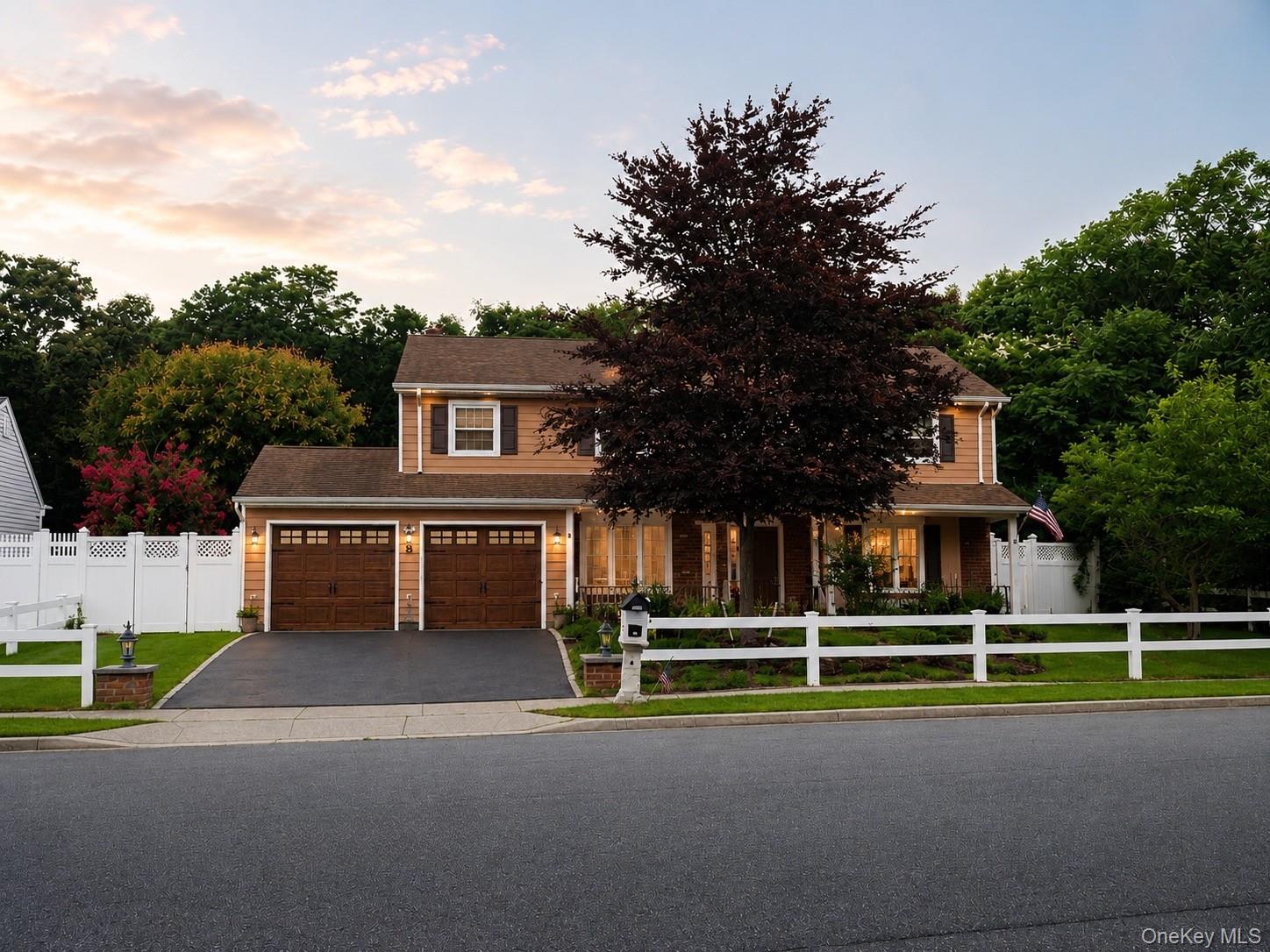 8 Singingwood Drive – For Sale