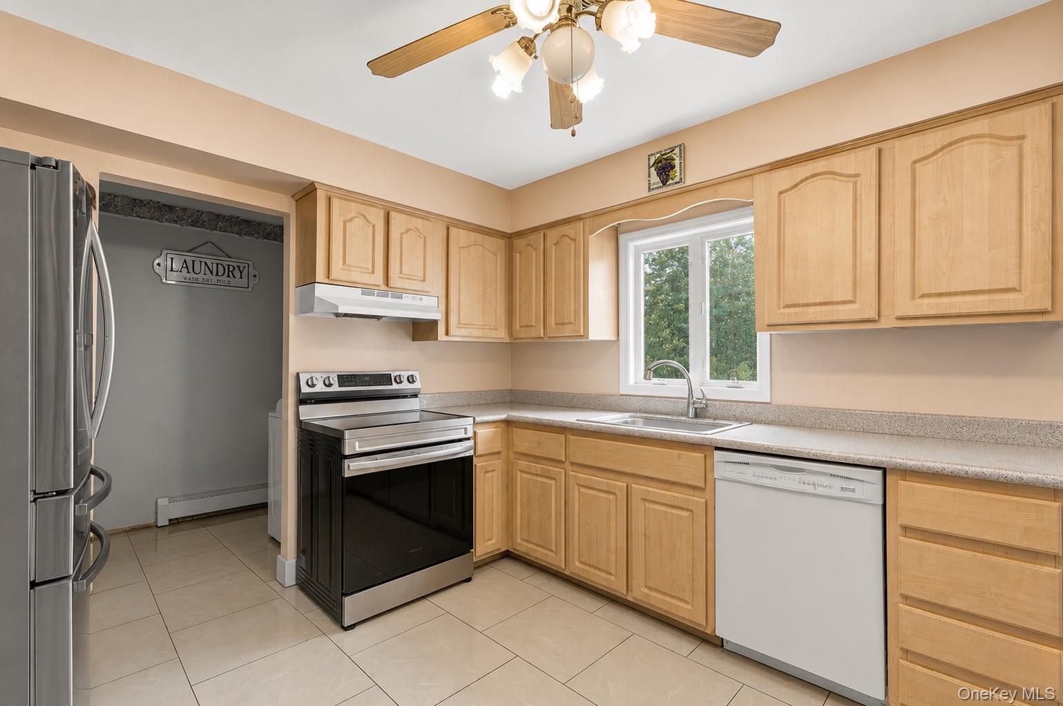 8 Singingwood Drive – For Sale photo 4