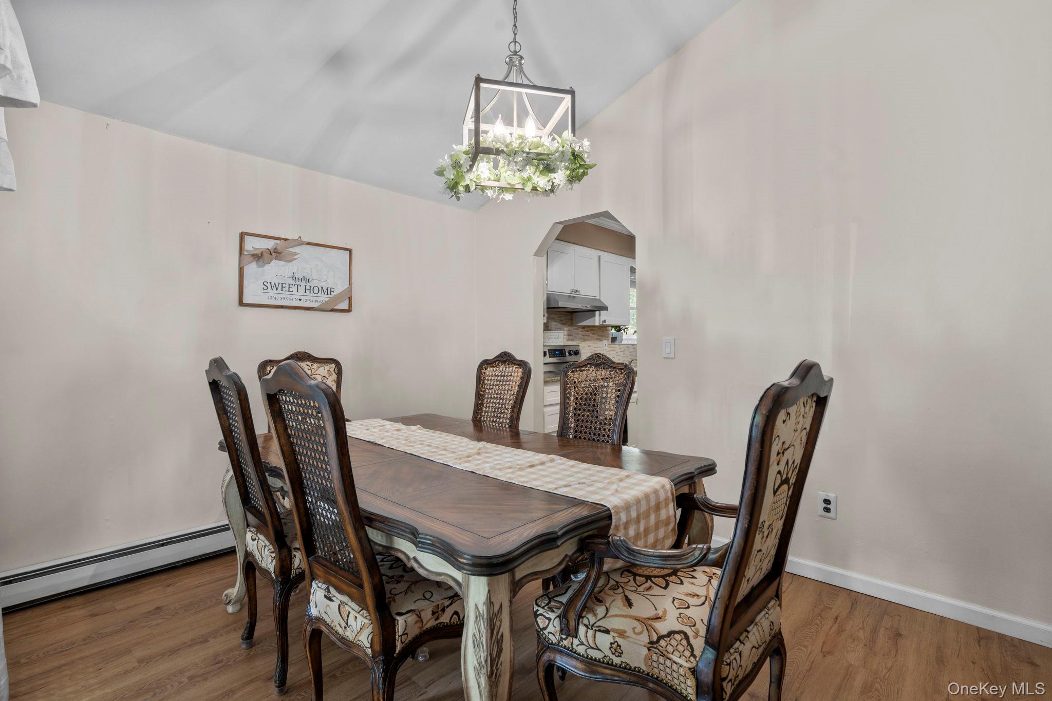 28 Yaphank Avenue – For Sale photo 8