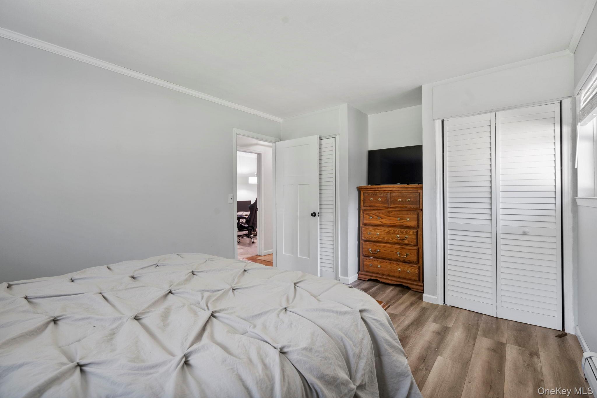 28 Yaphank Avenue – For Sale photo 16