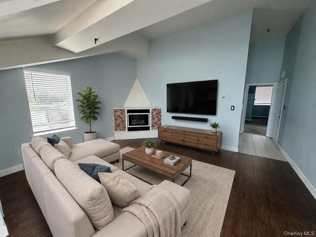 1432 Outlook Avenue, Unit 3 photo 6