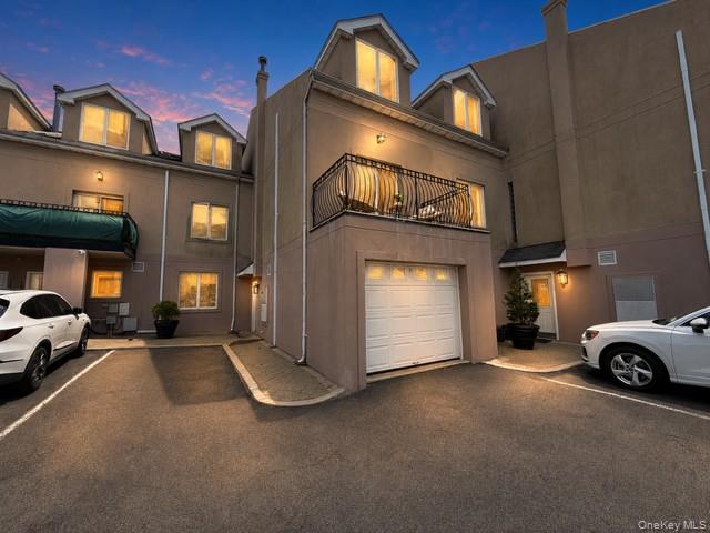 1432 Outlook Avenue, Unit 3 photo 2
