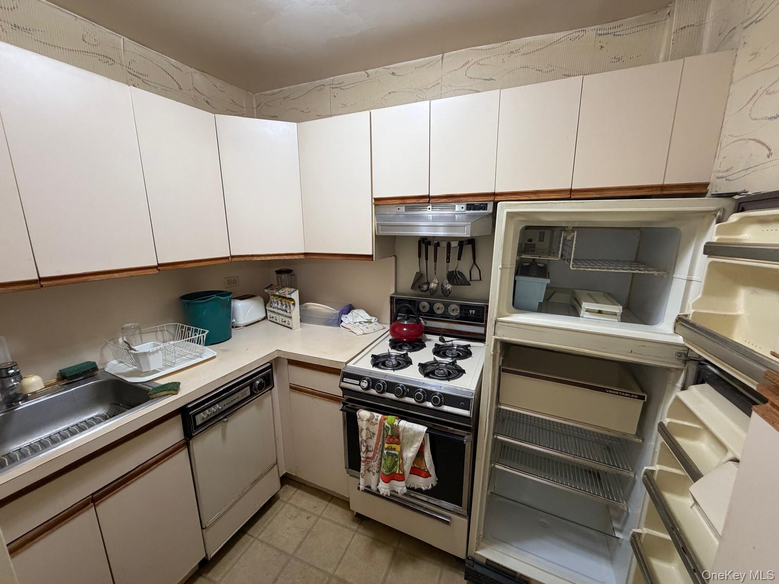 78-40 164th St, Unit 2M photo 7