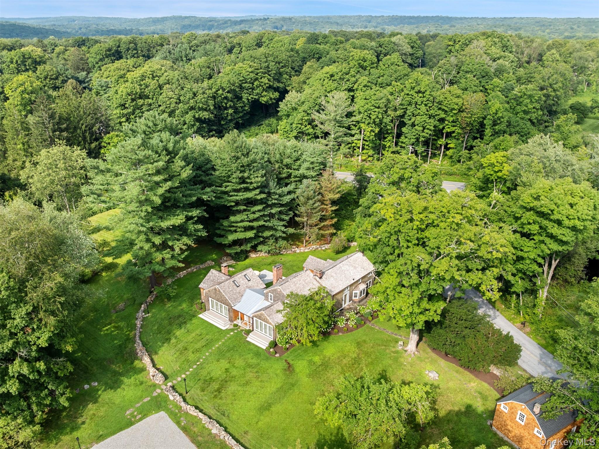 156 Old Stone Hill Road – For Sale photo 2