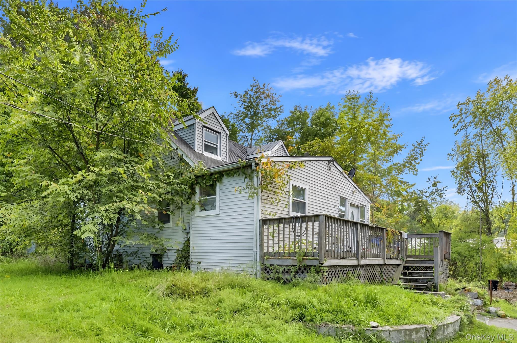933 South Street – For Sale photo 3