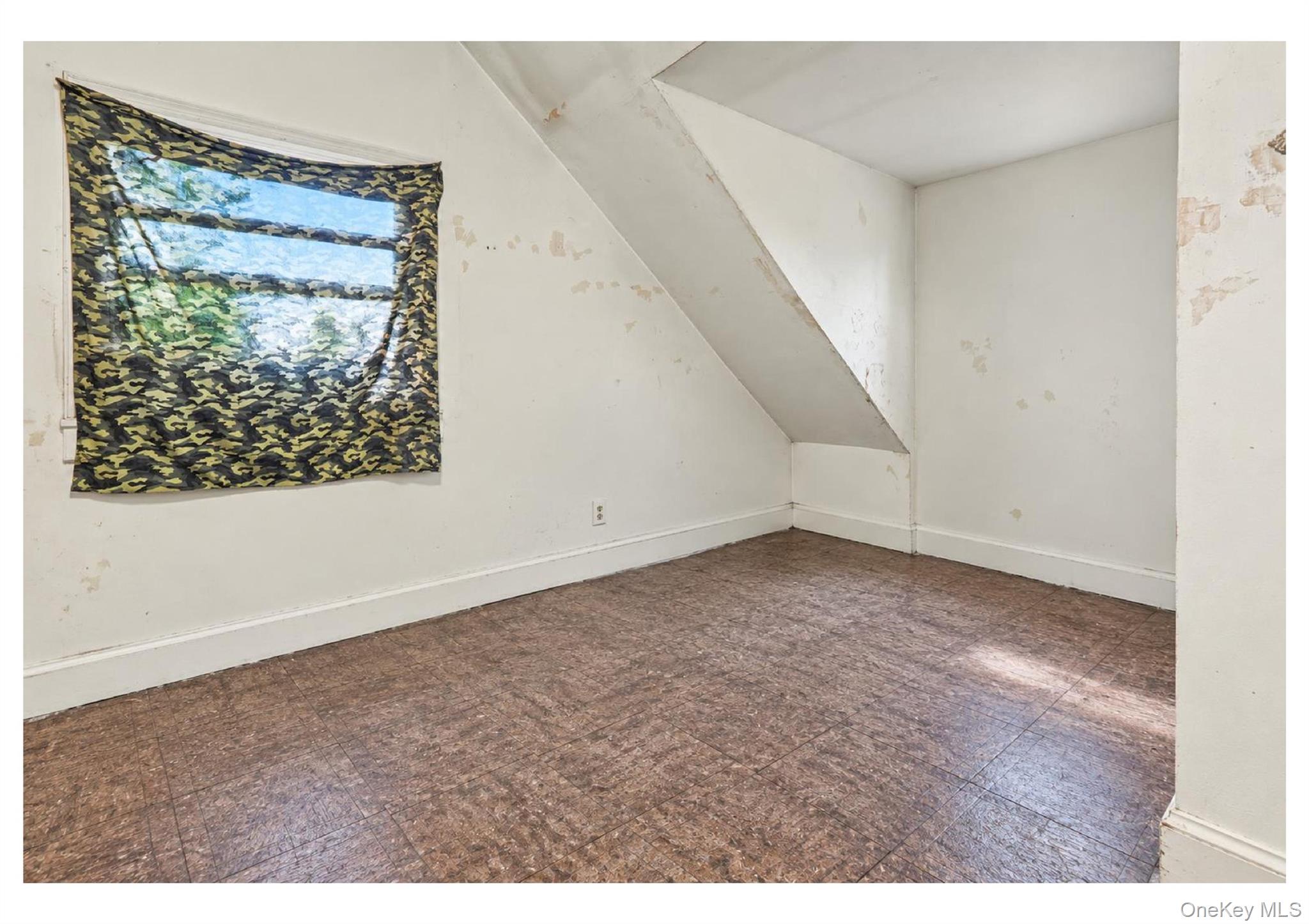 933 South Street – For Sale photo 15