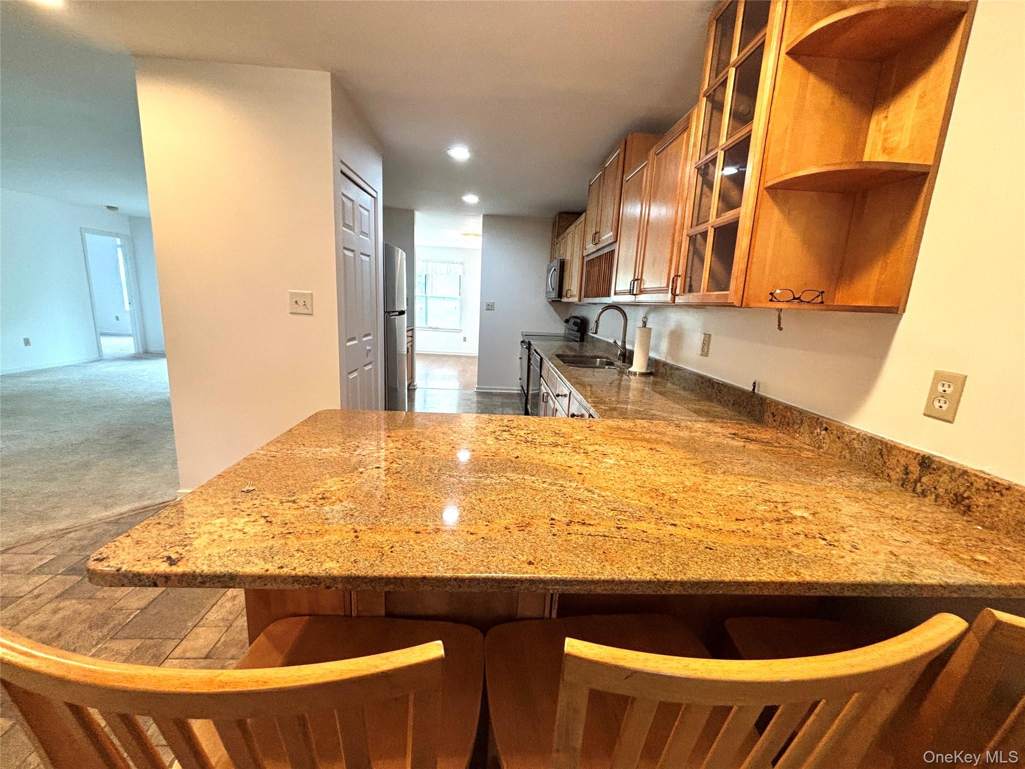 504 Continental Drive – For Rent photo 7