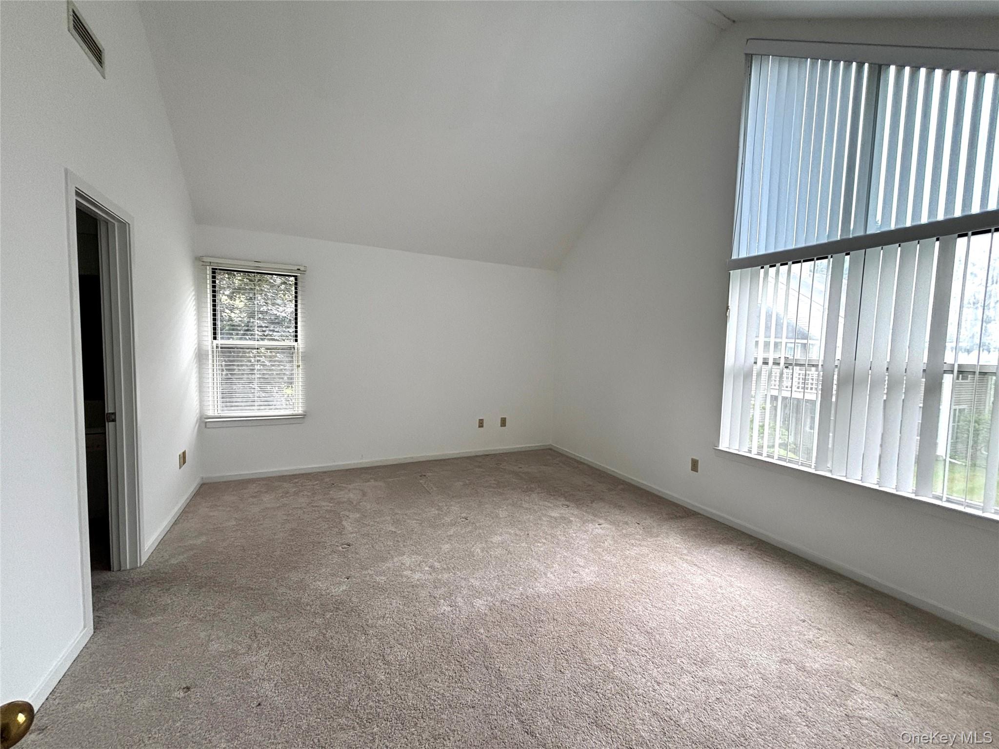 504 Continental Drive – For Rent photo 12