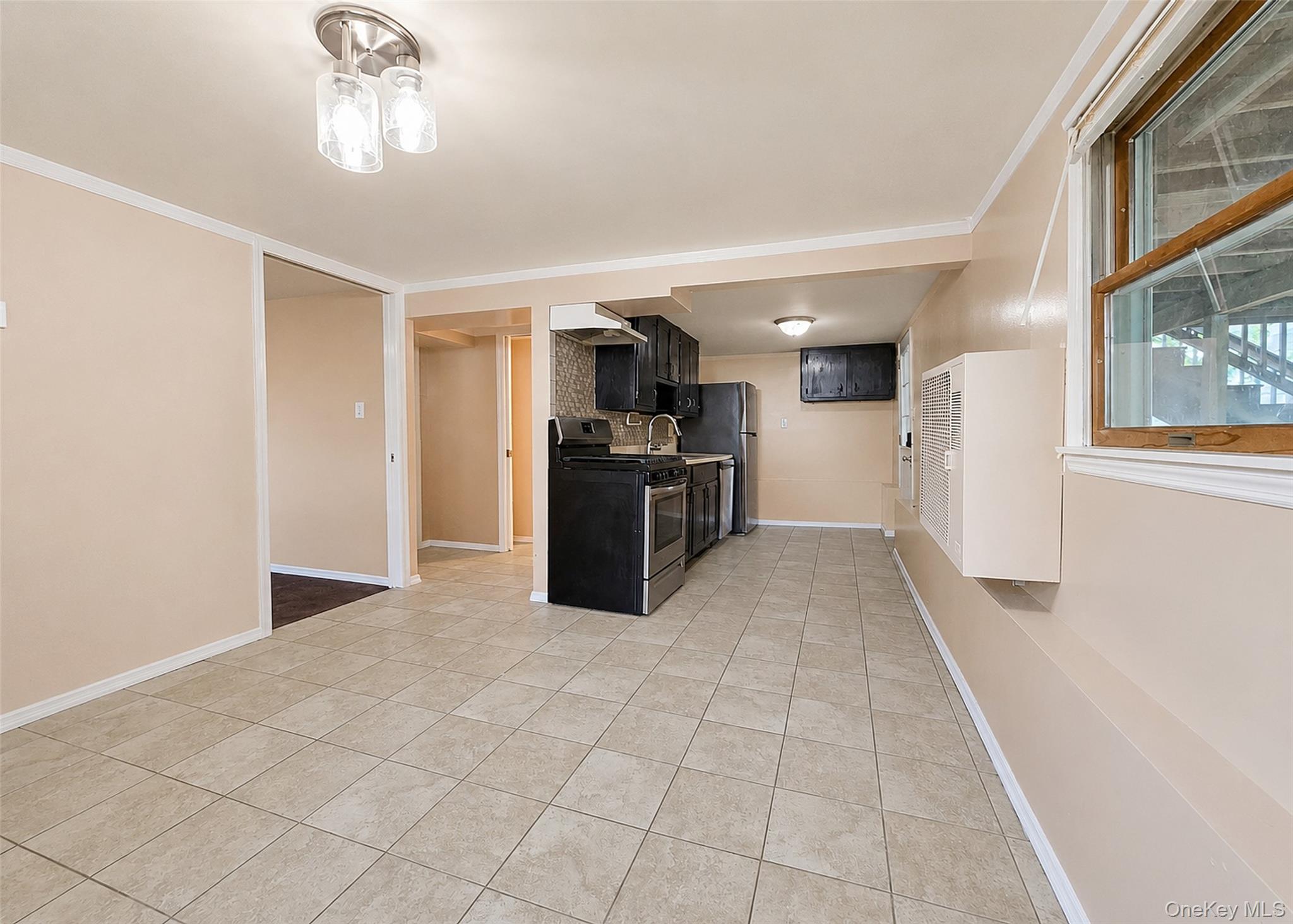 11 Farragut Avenue – For Sale photo 16