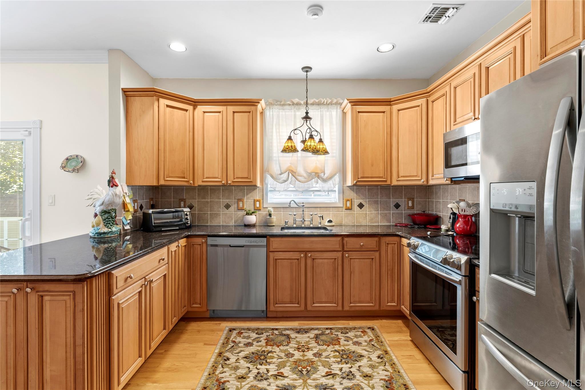 15 Scenicview Crescent – For Sale photo 10