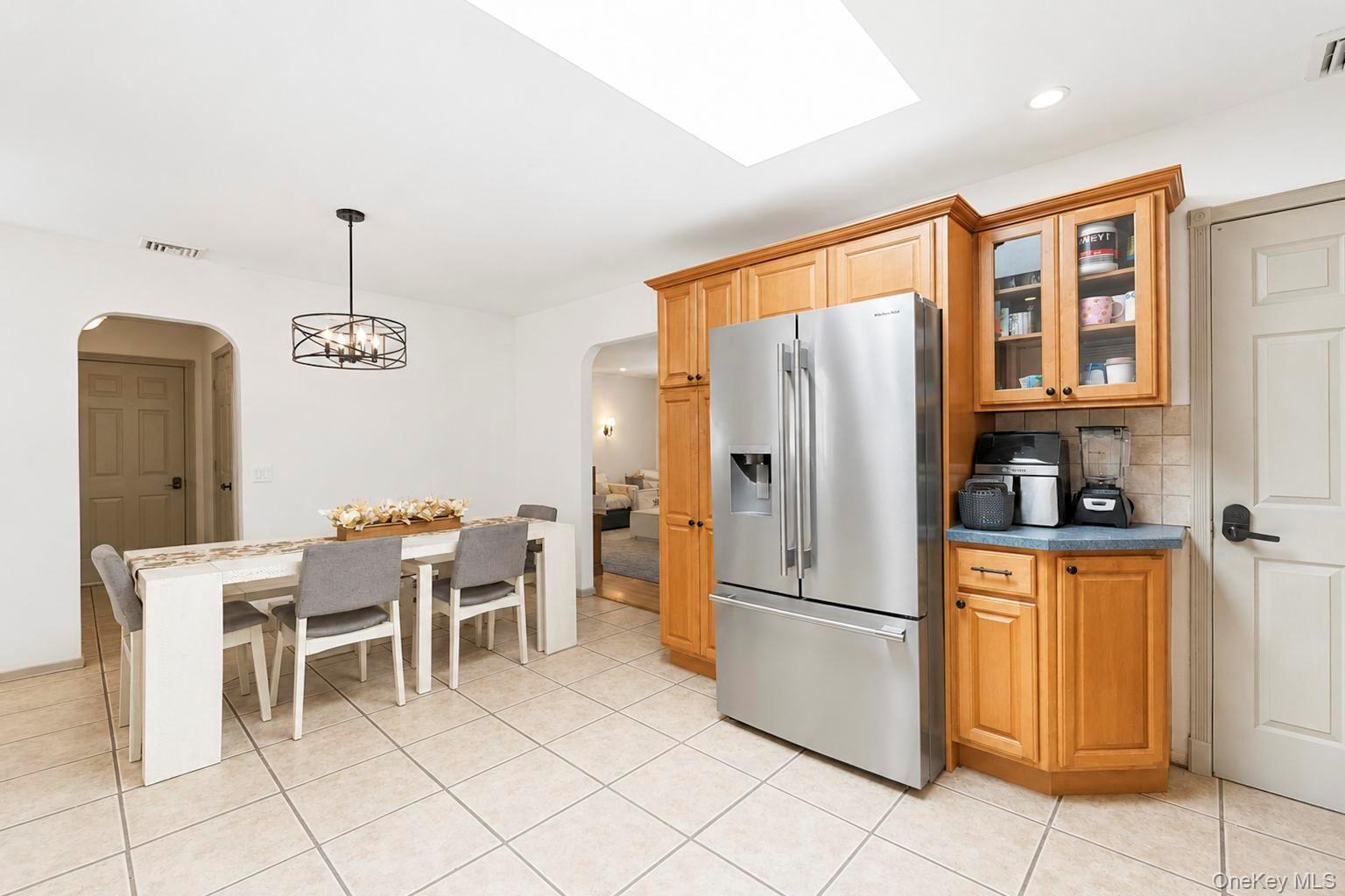 241 Riverside Drive – For Sale photo 17