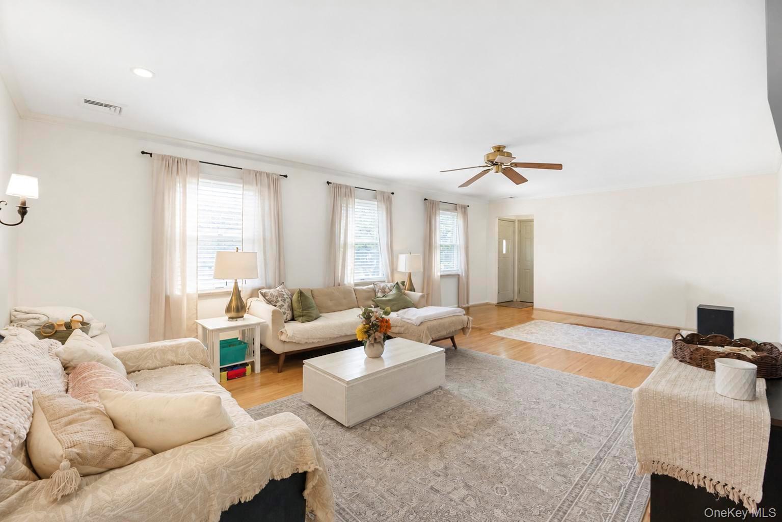 241 Riverside Drive – For Sale photo 10