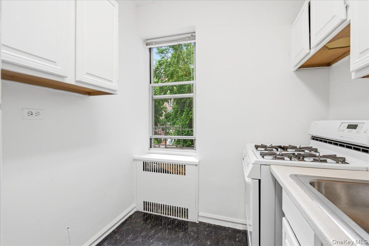 113-14 72nd Road, Unit 2J photo 21