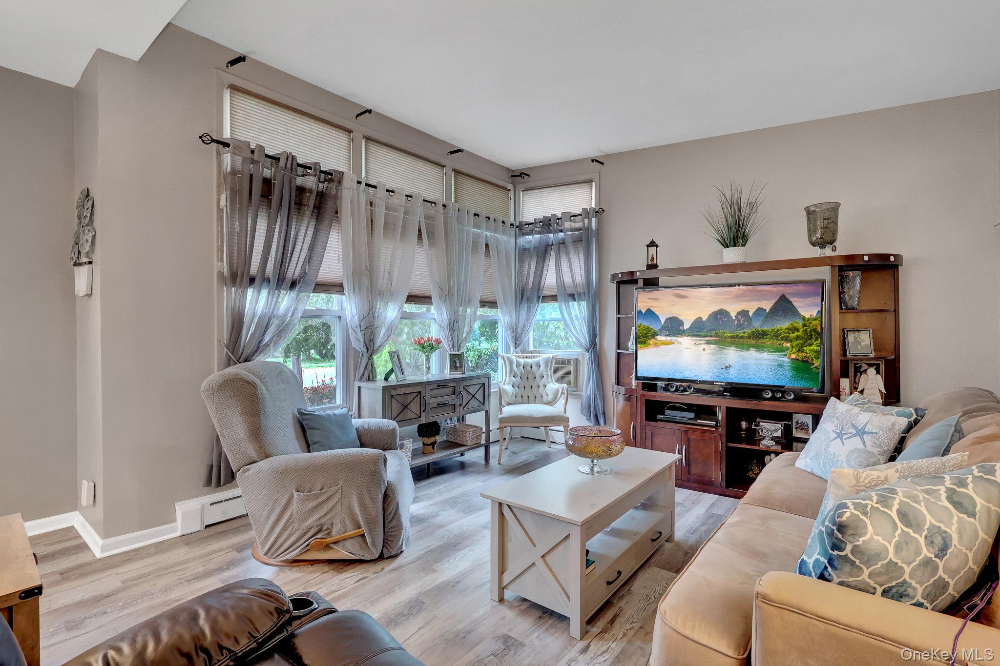 121 Wright Avenue – For Sale photo 5