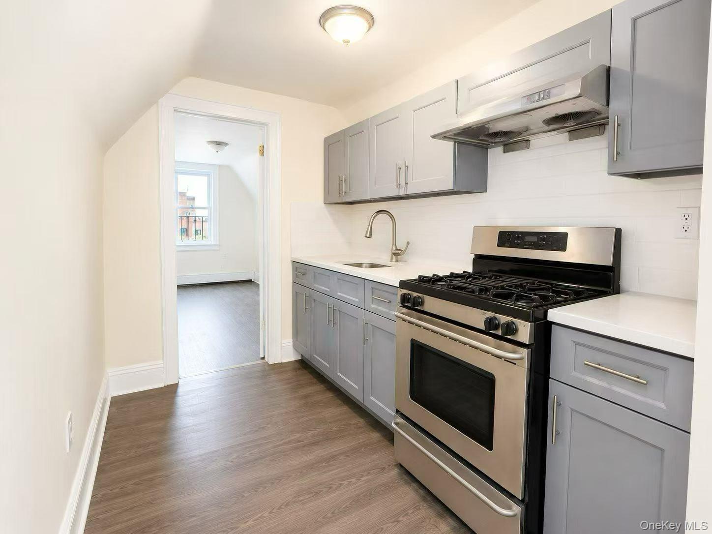 52-12 103 Street – For Sale photo 7