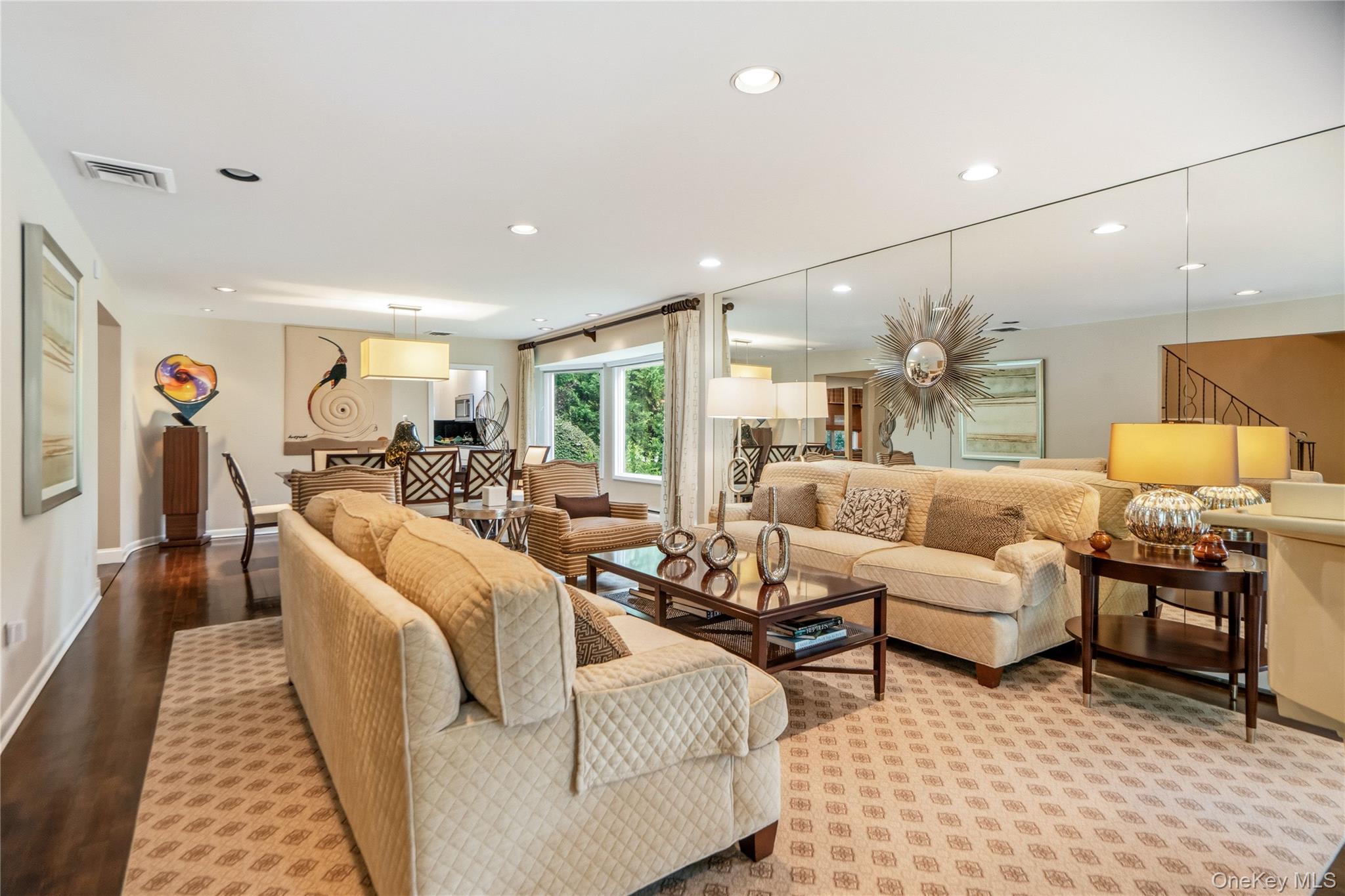 15 Hunt Court – For Sale photo 4