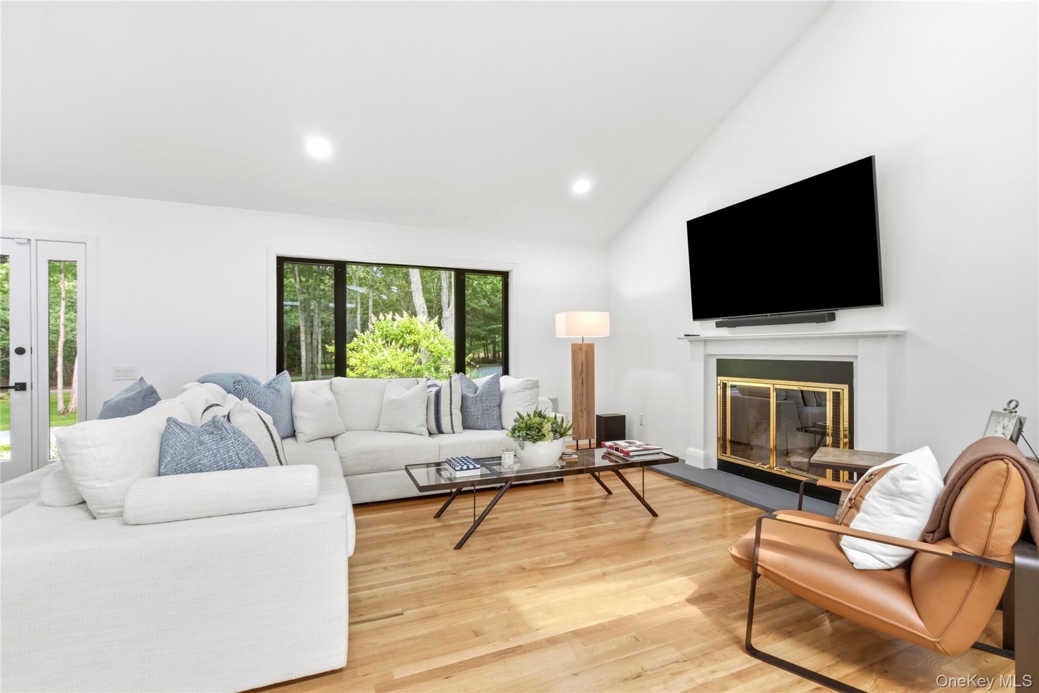 98 Old Farm Road – For Sale photo 7