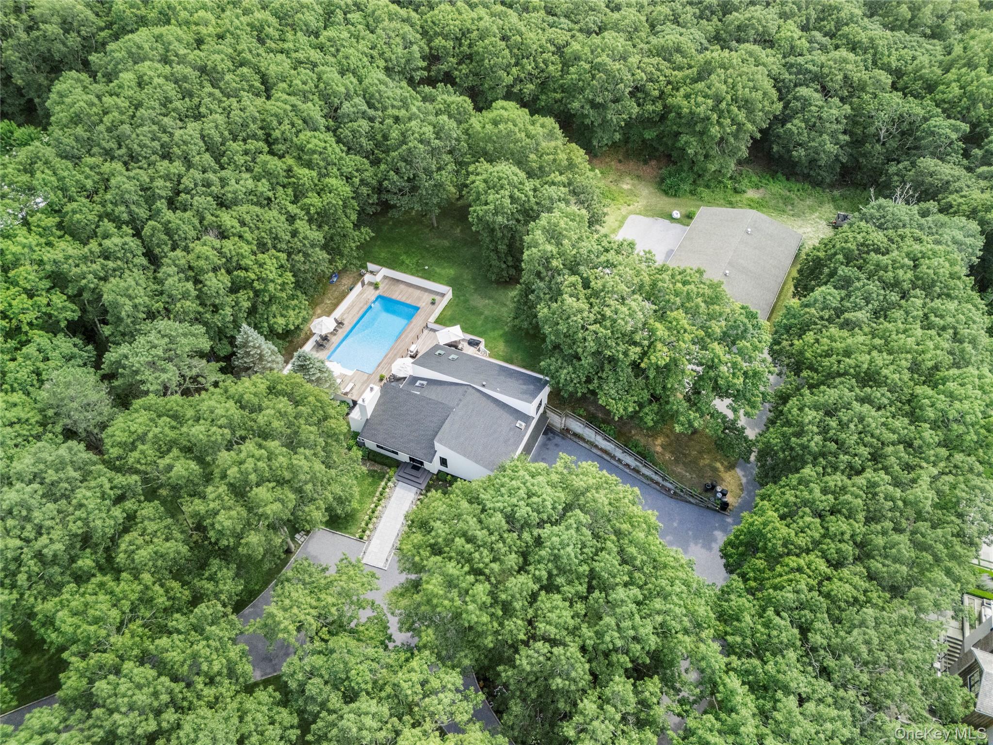98 Old Farm Road – For Sale photo 20