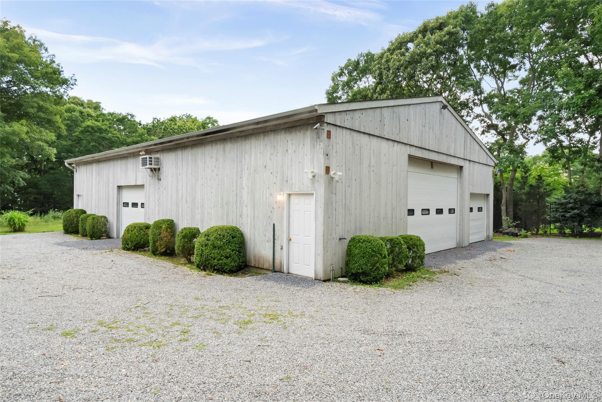98 Old Farm Road – For Sale photo 16