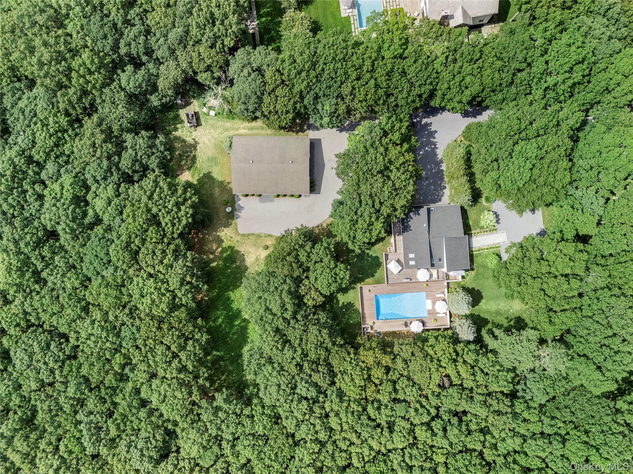98 Old Farm Road – For Sale photo 19