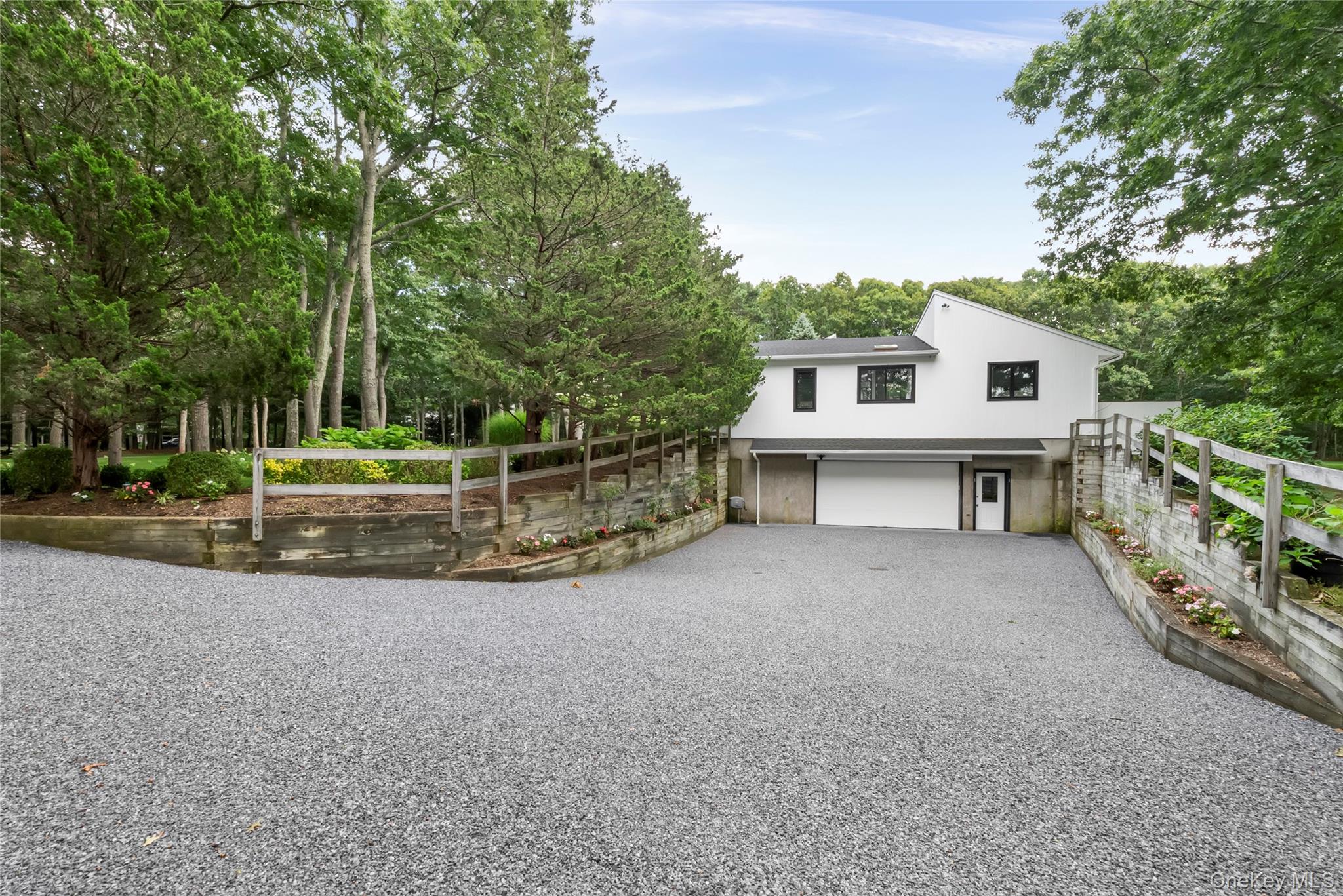 98 Old Farm Road – For Sale photo 14