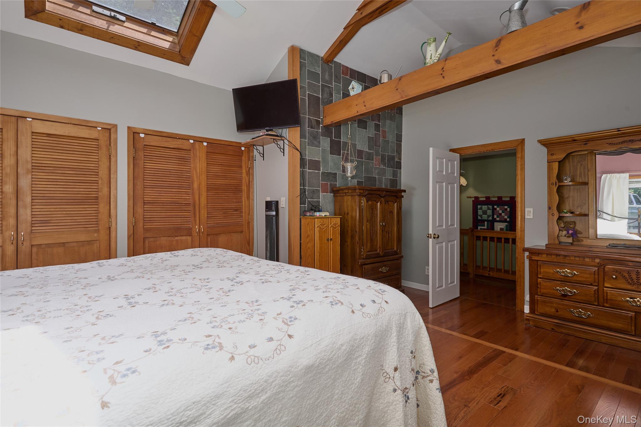 140 Nardin Road – For Sale photo 17