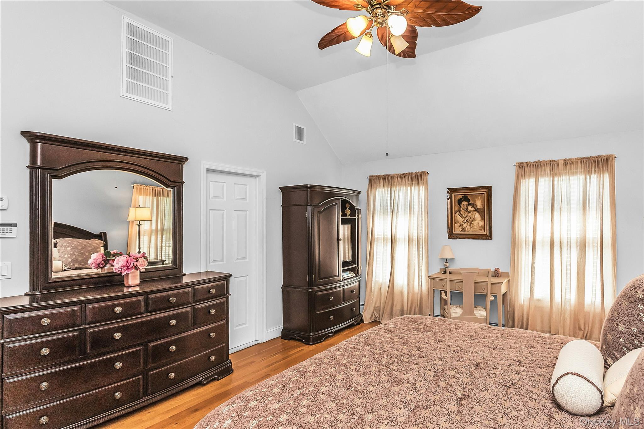 1025 Seawood Drive – For Sale photo 19