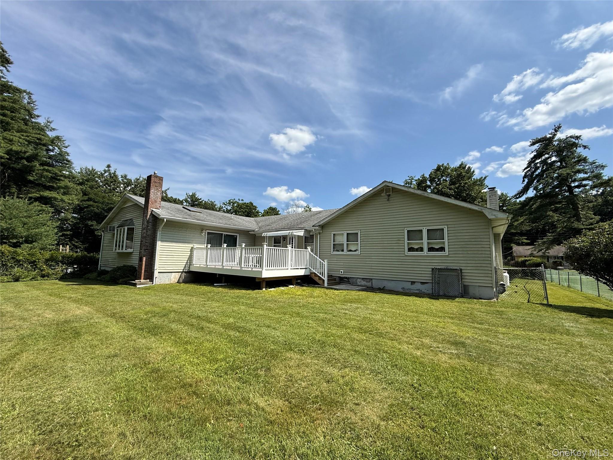492 White Road – For Sale photo 4
