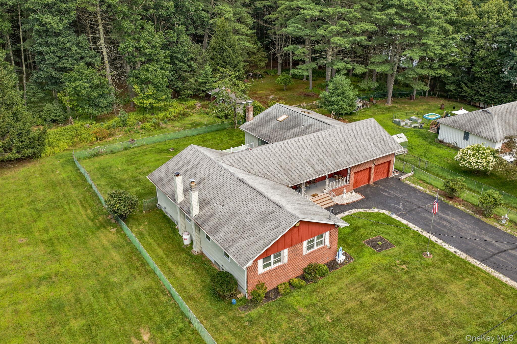492 White Road – For Sale photo 25