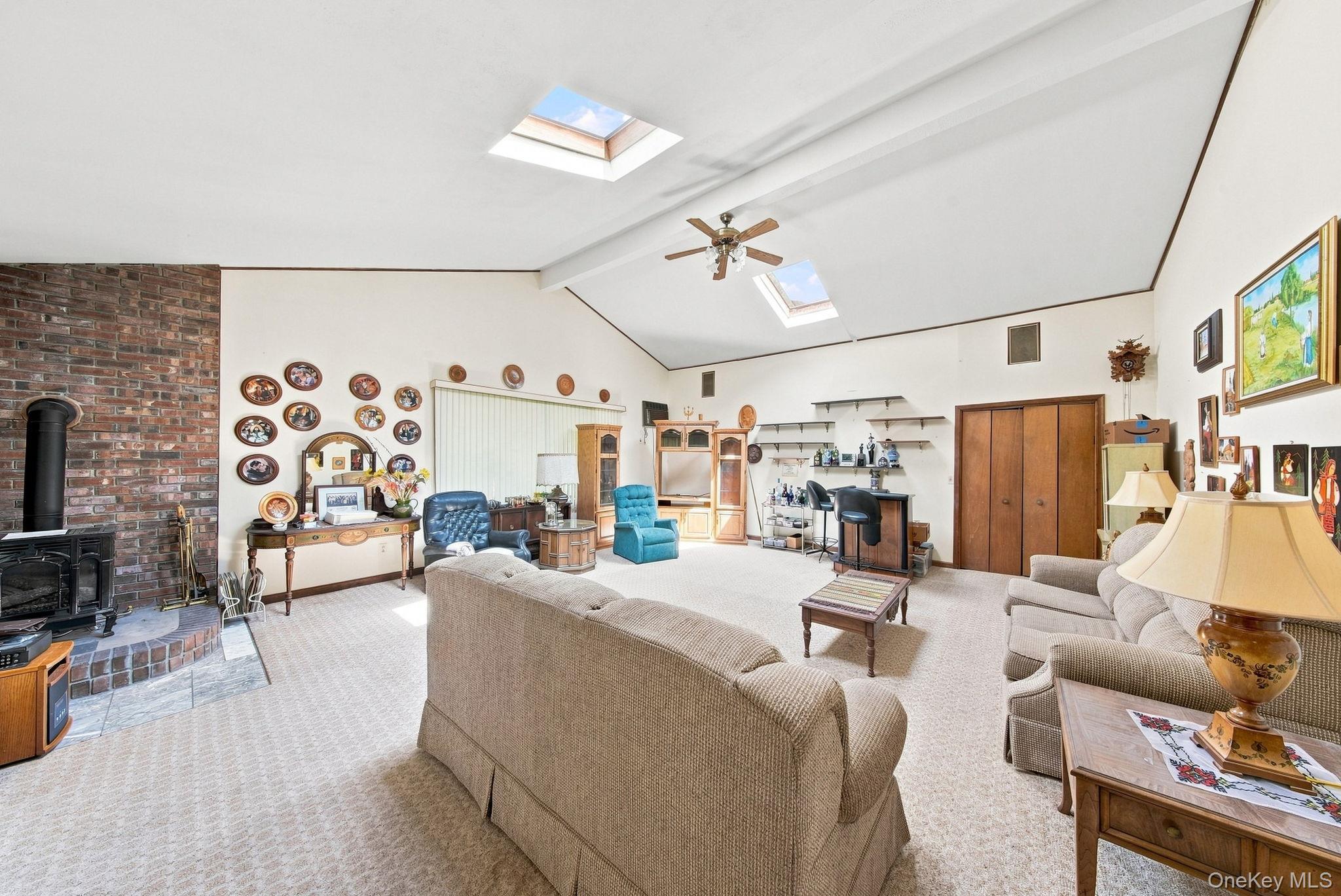 492 White Road – For Sale photo 13