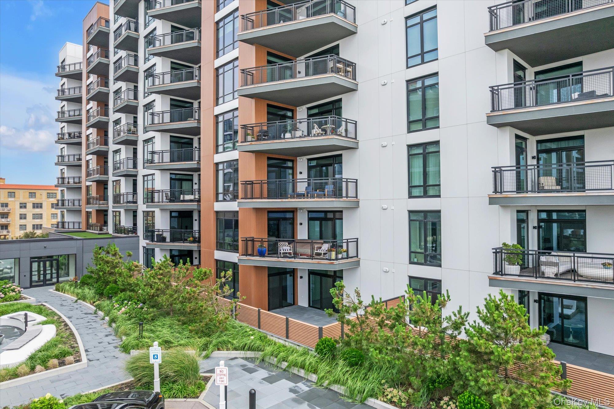 140 Boardwalk, Unit 503B photo 45