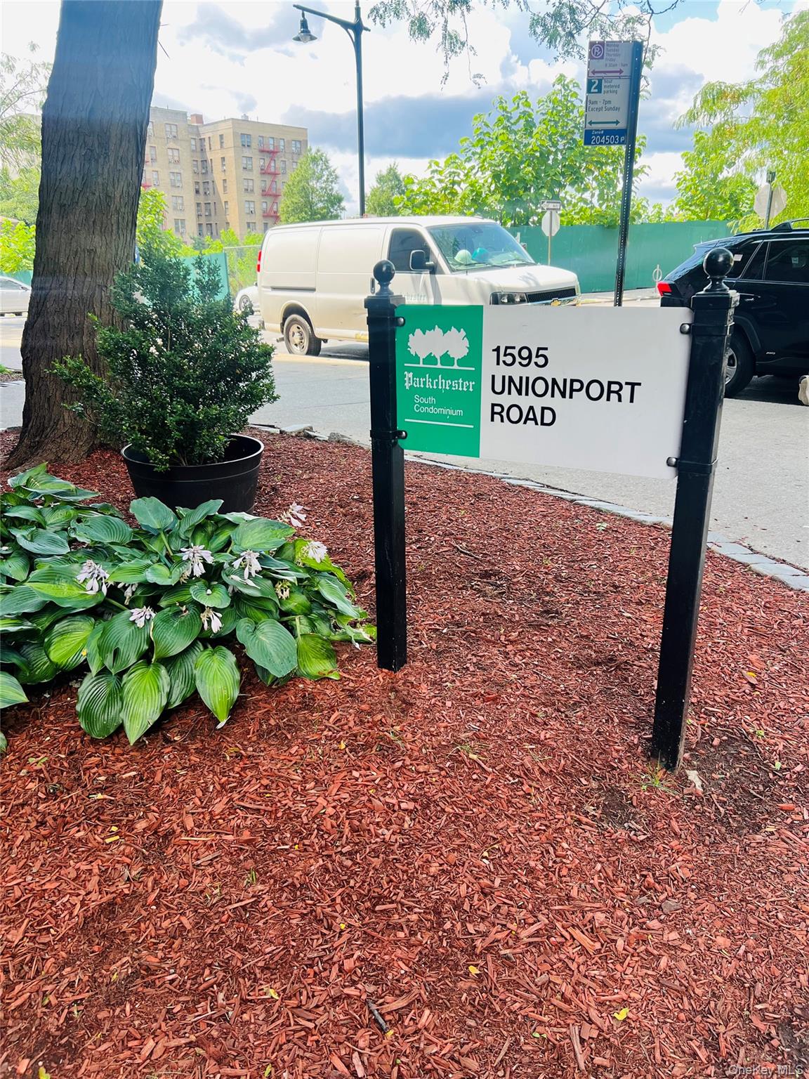 1595 Unionport Road, Unit 11A