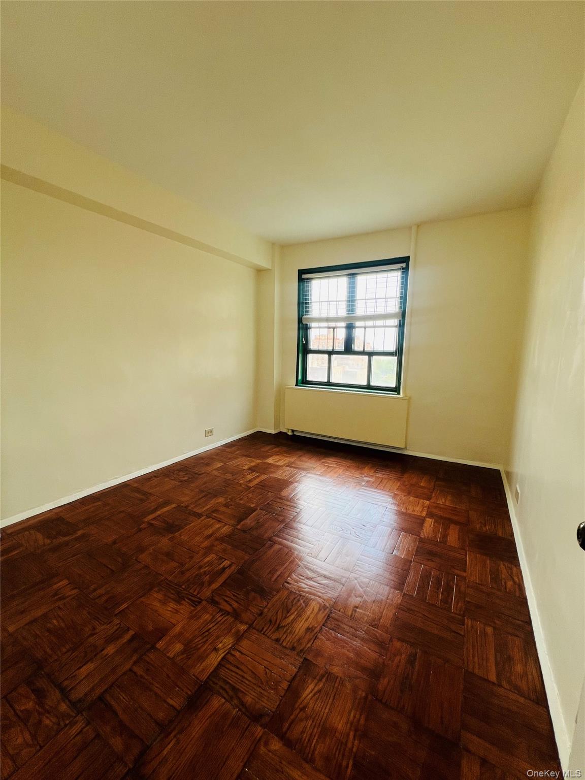 1595 Unionport Road, Unit 11A photo 6