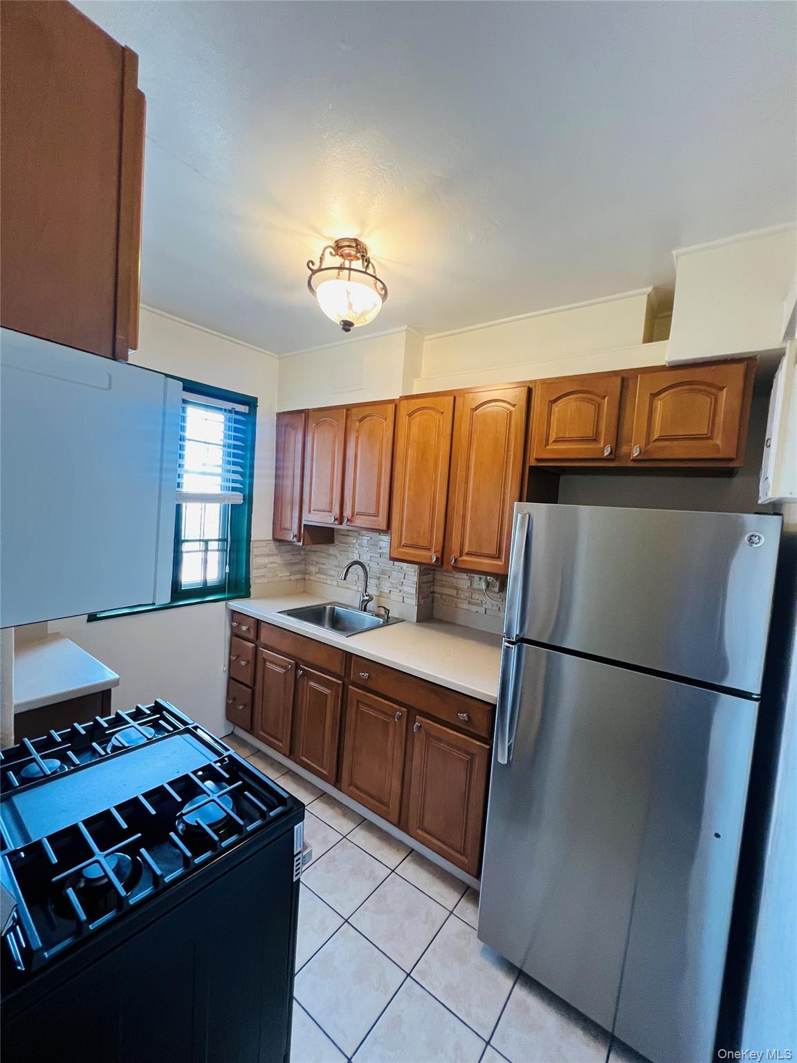 1595 Unionport Road, Unit 11A photo 14