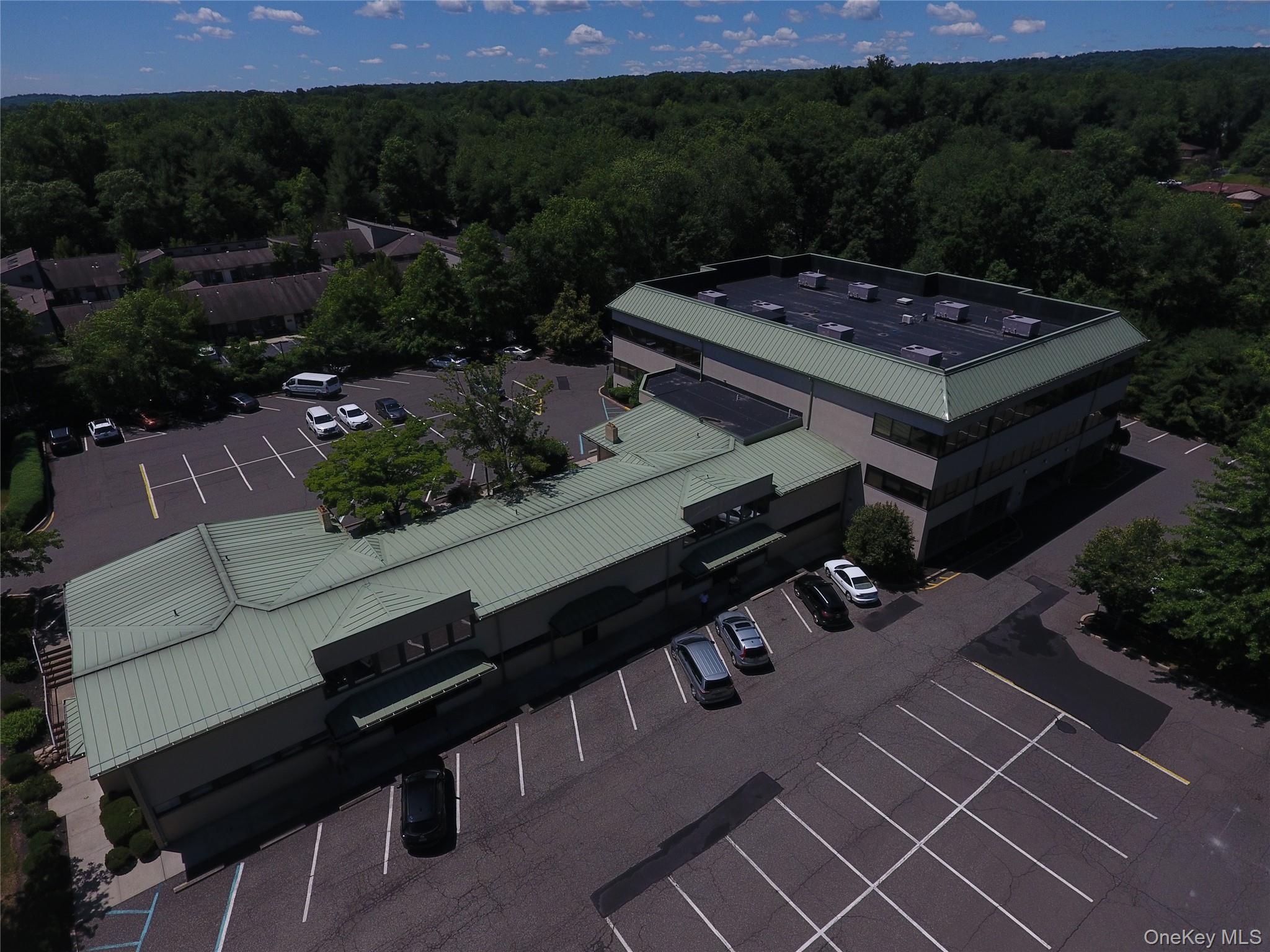 345 N Main Street – For Sale
