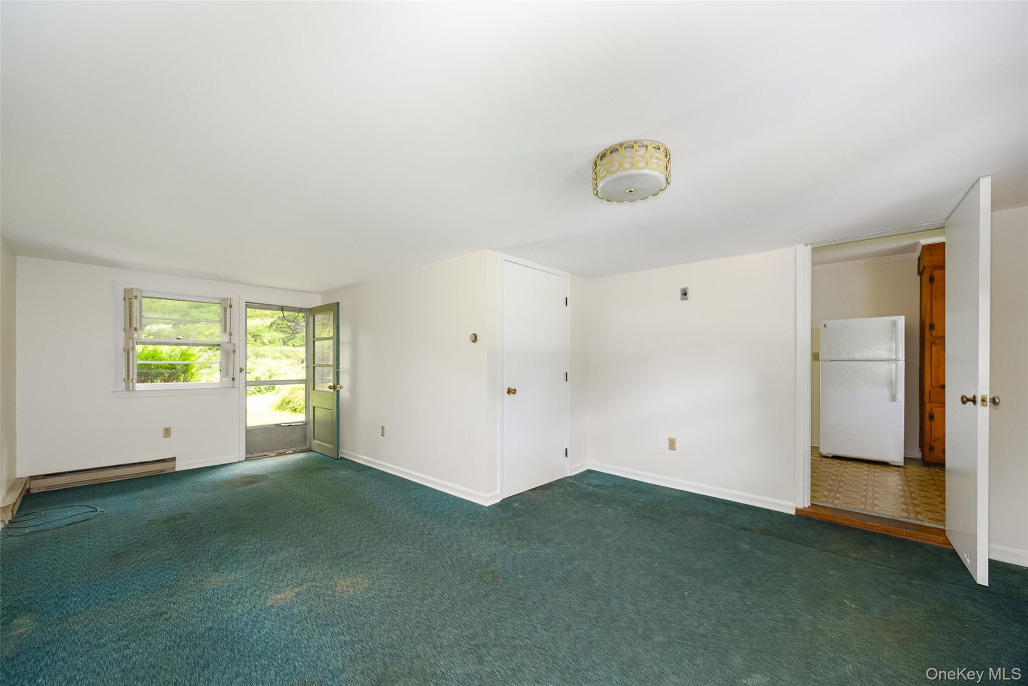 18 Flower Hill Road – For Sale photo 11