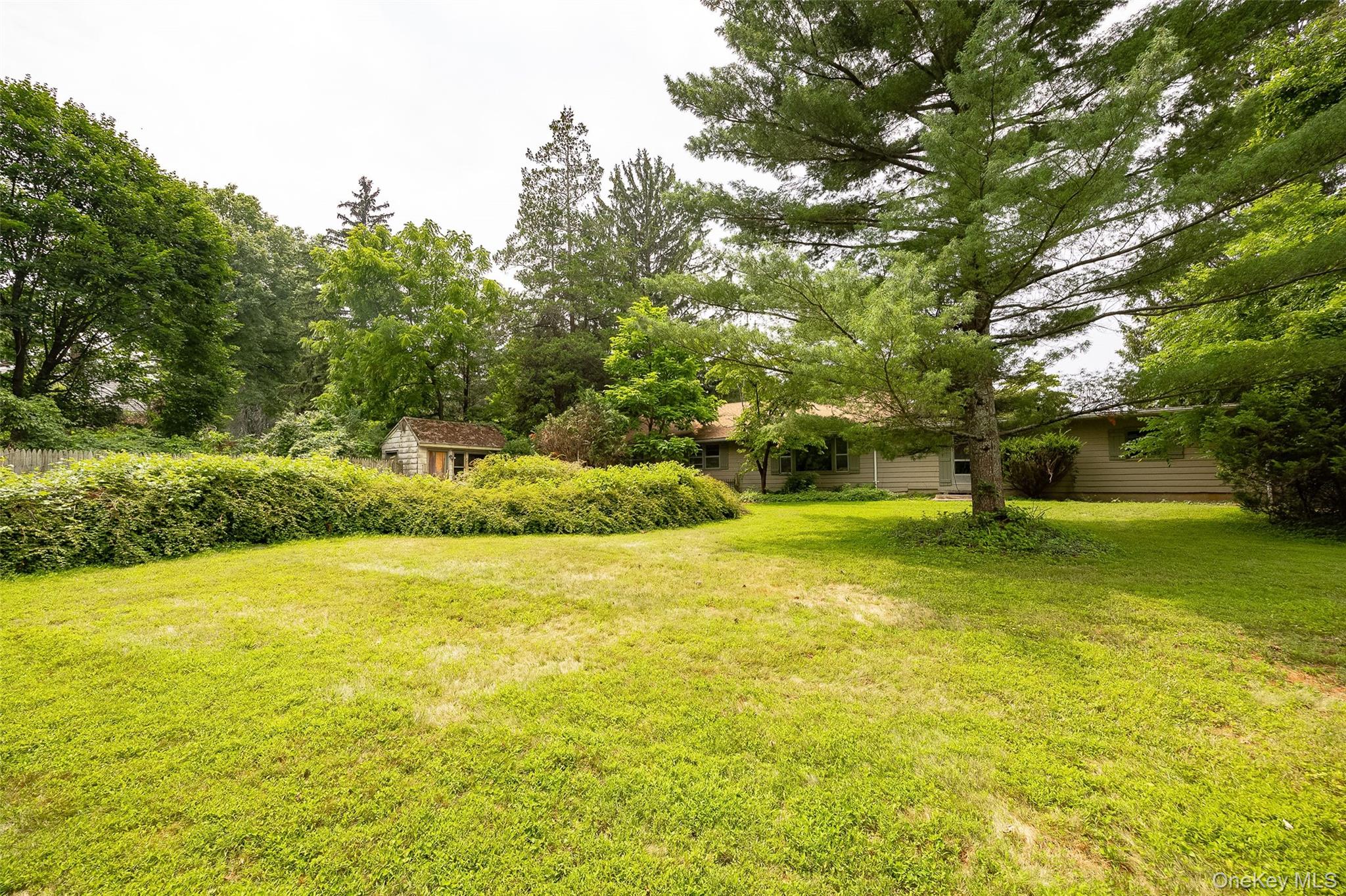 18 Flower Hill Road – For Sale photo 22