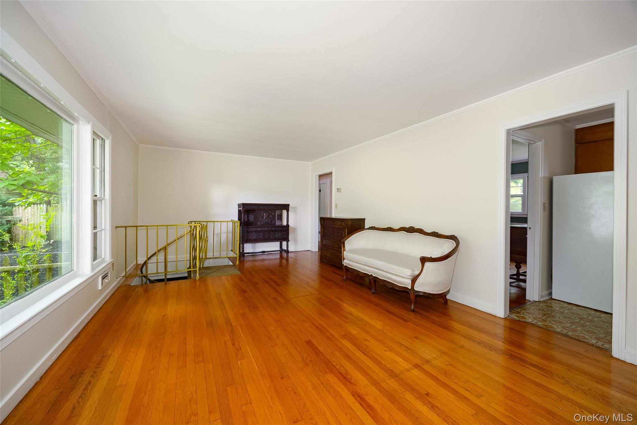 18 Flower Hill Road – For Sale photo 10