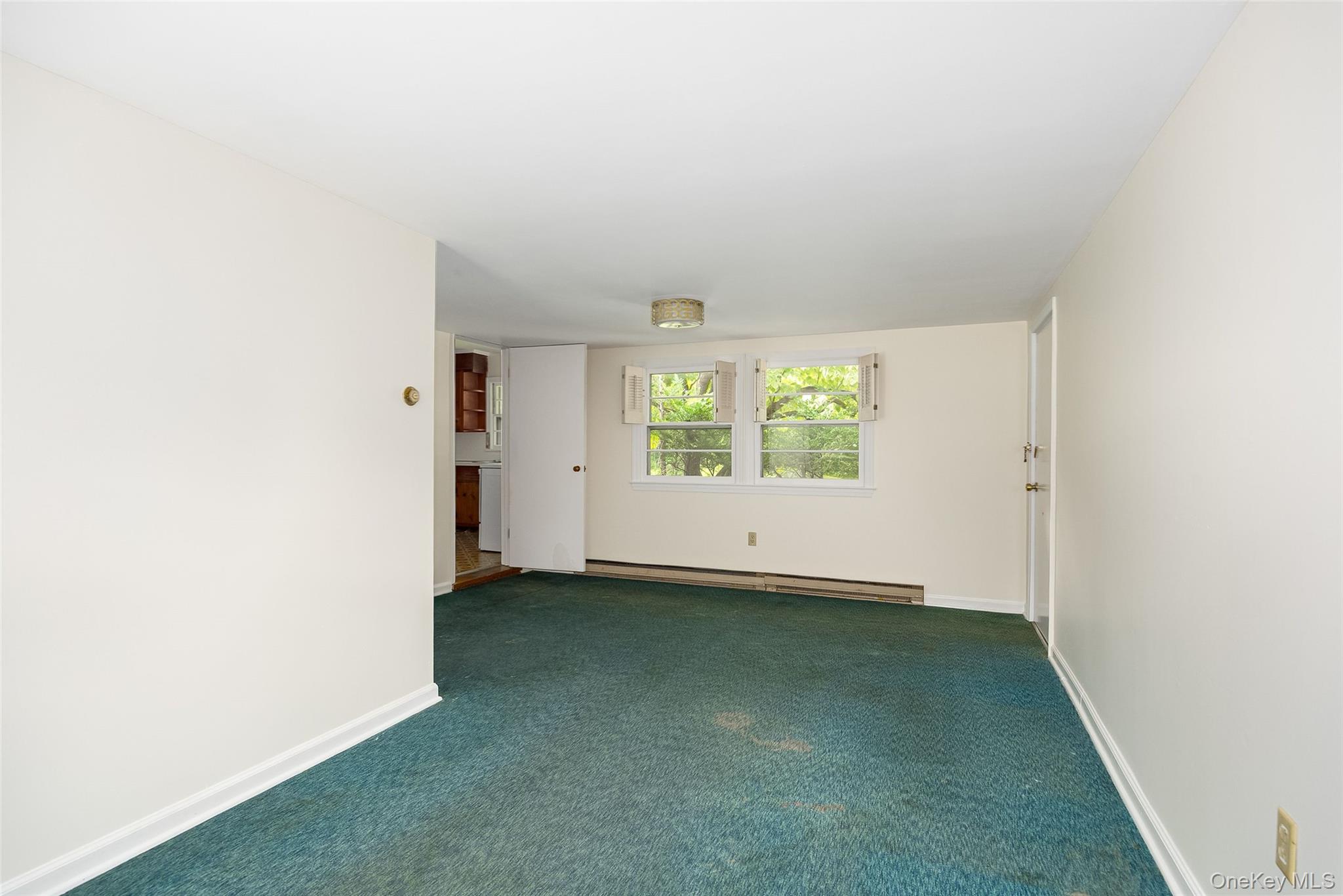 18 Flower Hill Road – For Sale photo 12
