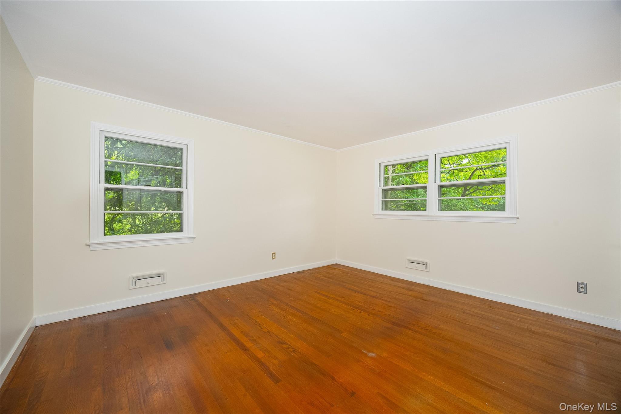 18 Flower Hill Road – For Sale photo 15