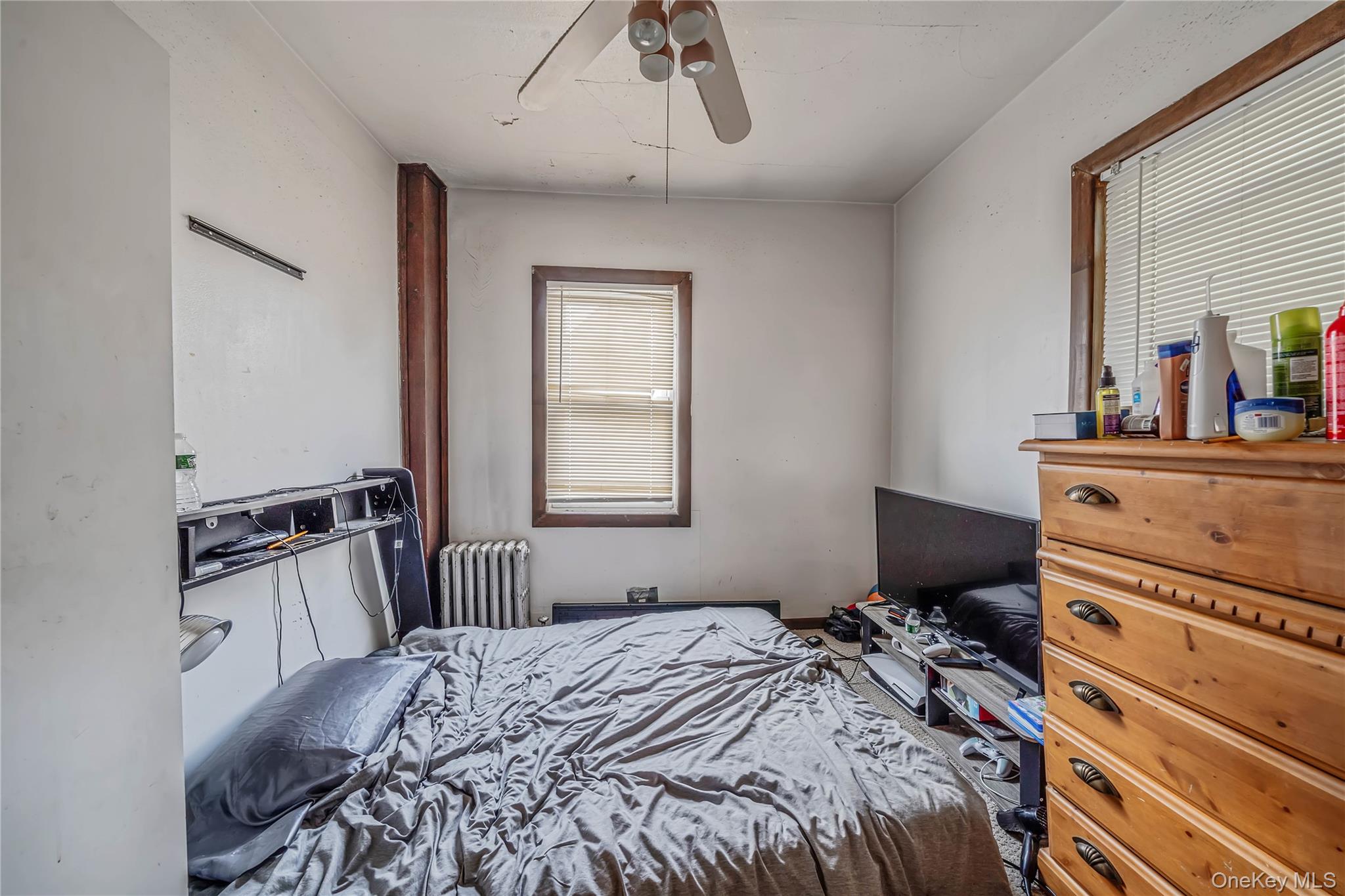 1360 News Avenue – For Sale photo 7